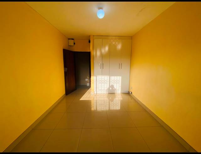 3 BEDROOM FLAT TO LET IN KENVILLE